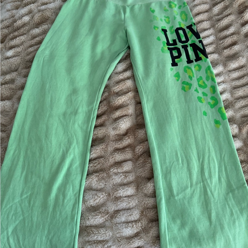 PINK Victoria's Secret Women’s Sweatpants
